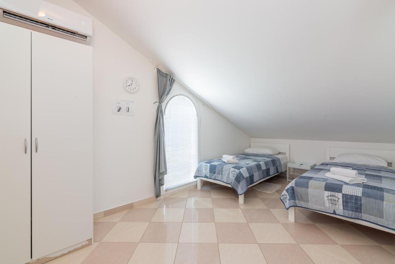 Apartment Mimoza 6, Baska, Krk Luaran gambar