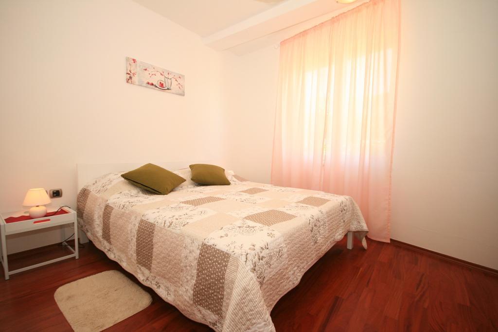 Apartment Mimoza 6, Baska, Krk Luaran gambar